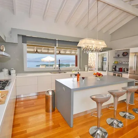 Helios Corfu * Kassiopi