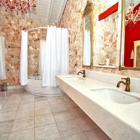 Helios Corfu Villa Kassiopi