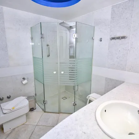 Helios Corfu Βίλα *