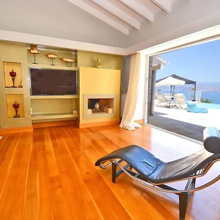Helios Corfu Кассиопи